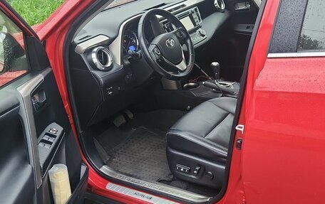 Toyota RAV4, 2013 год, 1 950 000 рублей, 7 фотография