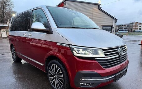 Volkswagen Multivan T6 рестайлинг, 2022 год, 7 550 000 рублей, 1 фотография