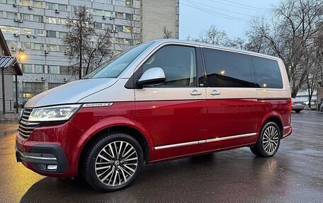 Volkswagen Multivan T6 рестайлинг, 2022 год, 7 550 000 рублей, 3 фотография