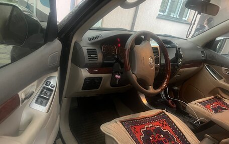 Toyota Land Cruiser Prado 120 рестайлинг, 2006 год, 1 600 000 рублей, 1 фотография