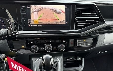 Volkswagen Multivan T6 рестайлинг, 2022 год, 7 550 000 рублей, 15 фотография