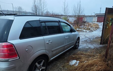 Opel Zafira B, 2007 год, 600 000 рублей, 13 фотография