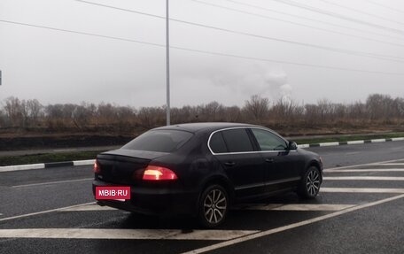 Skoda Superb III рестайлинг, 2011 год, 890 000 рублей, 24 фотография