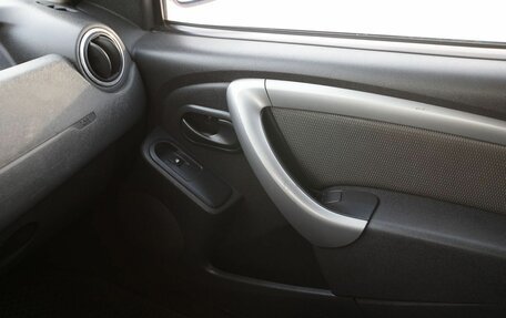 Renault Duster I рестайлинг, 2012 год, 700 000 рублей, 16 фотография