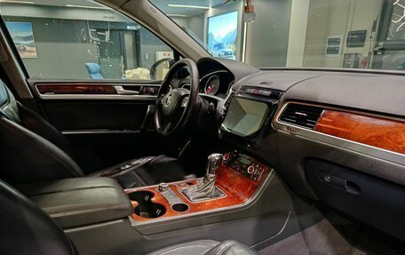 Volkswagen Touareg III, 2013 год, 1 649 000 рублей, 6 фотография