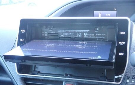 Toyota Voxy III, 2021 год, 2 460 005 рублей, 25 фотография