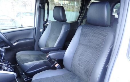 Toyota Voxy III, 2021 год, 2 460 005 рублей, 17 фотография