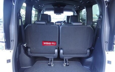 Toyota Voxy III, 2021 год, 2 460 005 рублей, 32 фотография