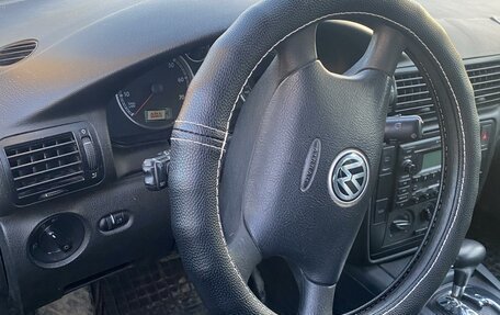 Volkswagen Passat B5+ рестайлинг, 2001 год, 380 000 рублей, 2 фотография