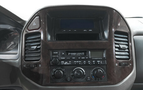 Mitsubishi Pajero IV, 2006 год, 1 099 000 рублей, 26 фотография