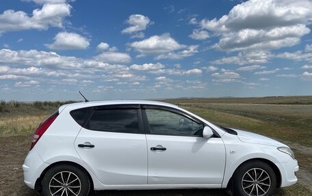 Hyundai i30 I, 2009 год, 550 000 рублей, 3 фотография