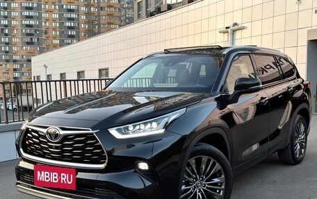 Toyota Highlander, 2025 год, 5 699 000 рублей, 1 фотография
