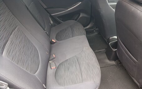 Hyundai Solaris II рестайлинг, 2014 год, 830 000 рублей, 9 фотография