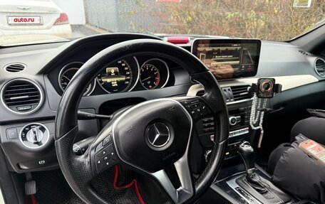 Mercedes-Benz C-Класс, 2012 год, 1 300 000 рублей, 6 фотография