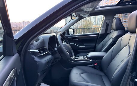 Toyota Highlander, 2025 год, 5 699 000 рублей, 20 фотография