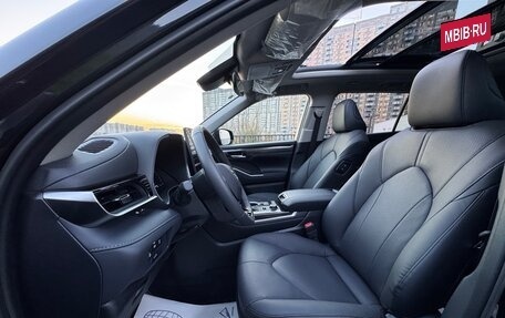 Toyota Highlander, 2025 год, 5 699 000 рублей, 17 фотография