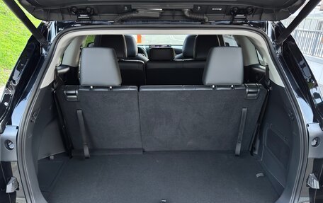 Toyota Highlander, 2025 год, 5 699 000 рублей, 26 фотография