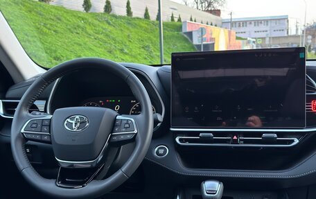 Toyota Highlander, 2025 год, 5 699 000 рублей, 35 фотография