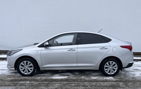 Hyundai Solaris II рестайлинг, 2021 год, 1 820 000 рублей, 5 фотография