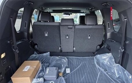 Lexus LX, 2025 год, 17 432 000 рублей, 13 фотография