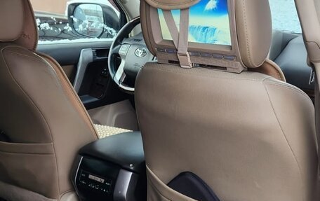 Toyota Land Cruiser Prado 150 рестайлинг 2, 2012 год, 2 260 000 рублей, 8 фотография