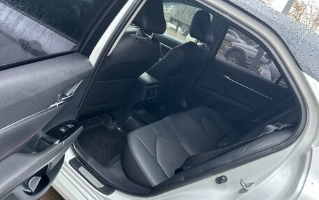 Toyota Camry, 2021 год, 2 830 000 рублей, 7 фотография