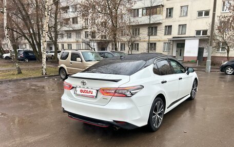 Toyota Camry, 2021 год, 2 830 000 рублей, 11 фотография