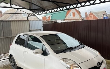 Toyota Vitz, 2010 год, 550 000 рублей, 1 фотография