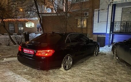 Mercedes-Benz E-Класс, 2012 год, 1 800 000 рублей, 1 фотография