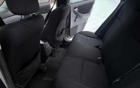 Toyota Corolla, 2005 год, 500 000 рублей, 8 фотография