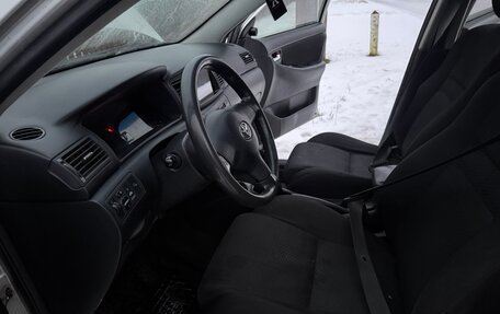 Toyota Corolla, 2005 год, 500 000 рублей, 11 фотография