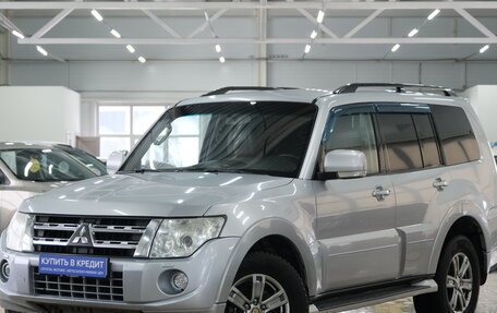 Mitsubishi Pajero IV, 2011 год, 1 799 000 рублей, 4 фотография