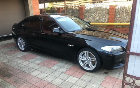 BMW 5 серия, 2011 год, 1 700 000 рублей, 3 фотография