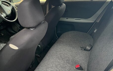 Toyota Vitz, 2010 год, 550 000 рублей, 5 фотография