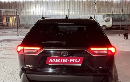 Toyota RAV4, 2020 год, 2 950 000 рублей, 4 фотография