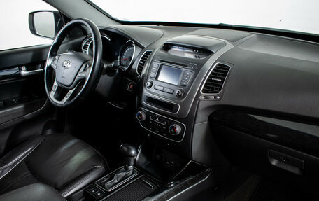 KIA Sorento II рестайлинг, 2018 год, 1 780 000 рублей, 10 фотография