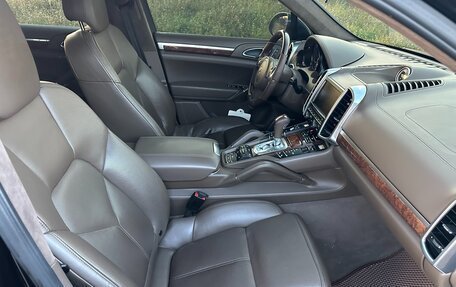 Porsche Cayenne III, 2010 год, 2 150 000 рублей, 11 фотография