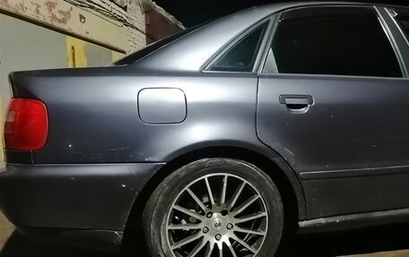 Audi A4, 1995 год, 280 000 рублей, 3 фотография