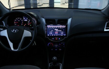 Hyundai Solaris II рестайлинг, 2012 год, 615 000 рублей, 14 фотография