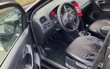 Volkswagen Polo VI (EU Market), 2011 год, 550 000 рублей, 1 фотография