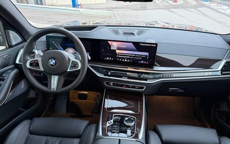 BMW X7, 2025 год, 18 300 000 рублей, 12 фотография