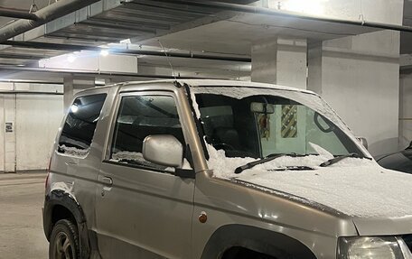 Mitsubishi Pajero Mini II, 2000 год, 310 000 рублей, 2 фотография