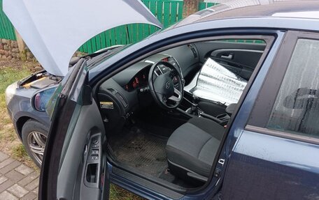 KIA cee'd I рестайлинг, 2010 год, 600 000 рублей, 3 фотография