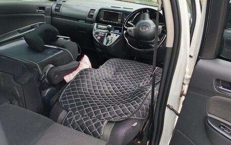 Toyota Wish II, 2003 год, 800 000 рублей, 4 фотография