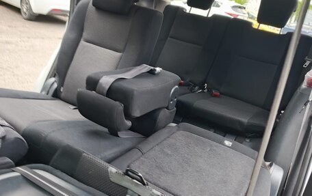 Toyota Wish II, 2003 год, 800 000 рублей, 8 фотография