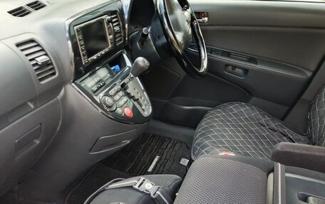 Toyota Wish II, 2003 год, 800 000 рублей, 5 фотография