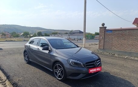 Mercedes-Benz A-Класс, 2013 год, 1 000 000 рублей, 2 фотография