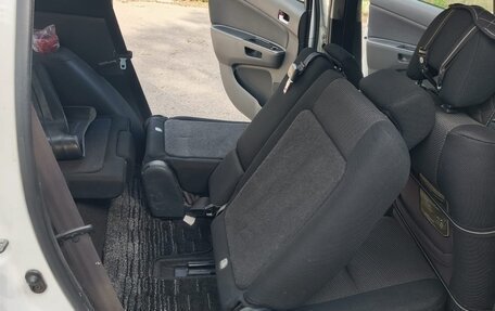 Toyota Wish II, 2003 год, 800 000 рублей, 10 фотография