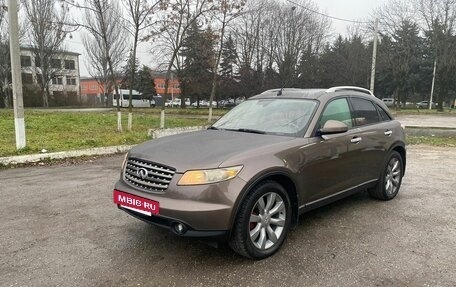 Infiniti FX I, 2005 год, 750 000 рублей, 3 фотография
