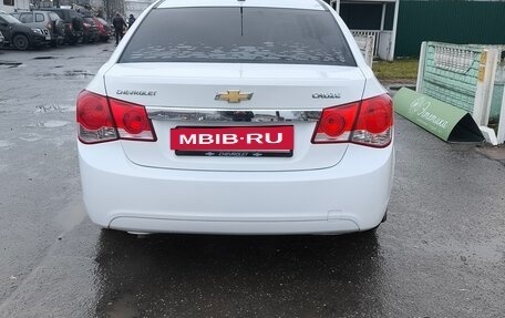 Chevrolet Cruze II, 2011 год, 600 000 рублей, 4 фотография